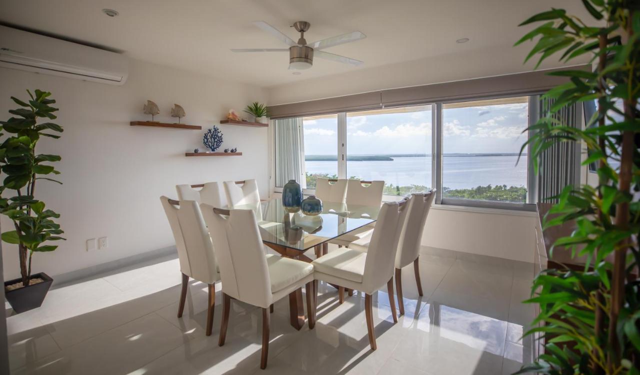 Brisas Beachfront Penthouses Cancun Bagian luar foto