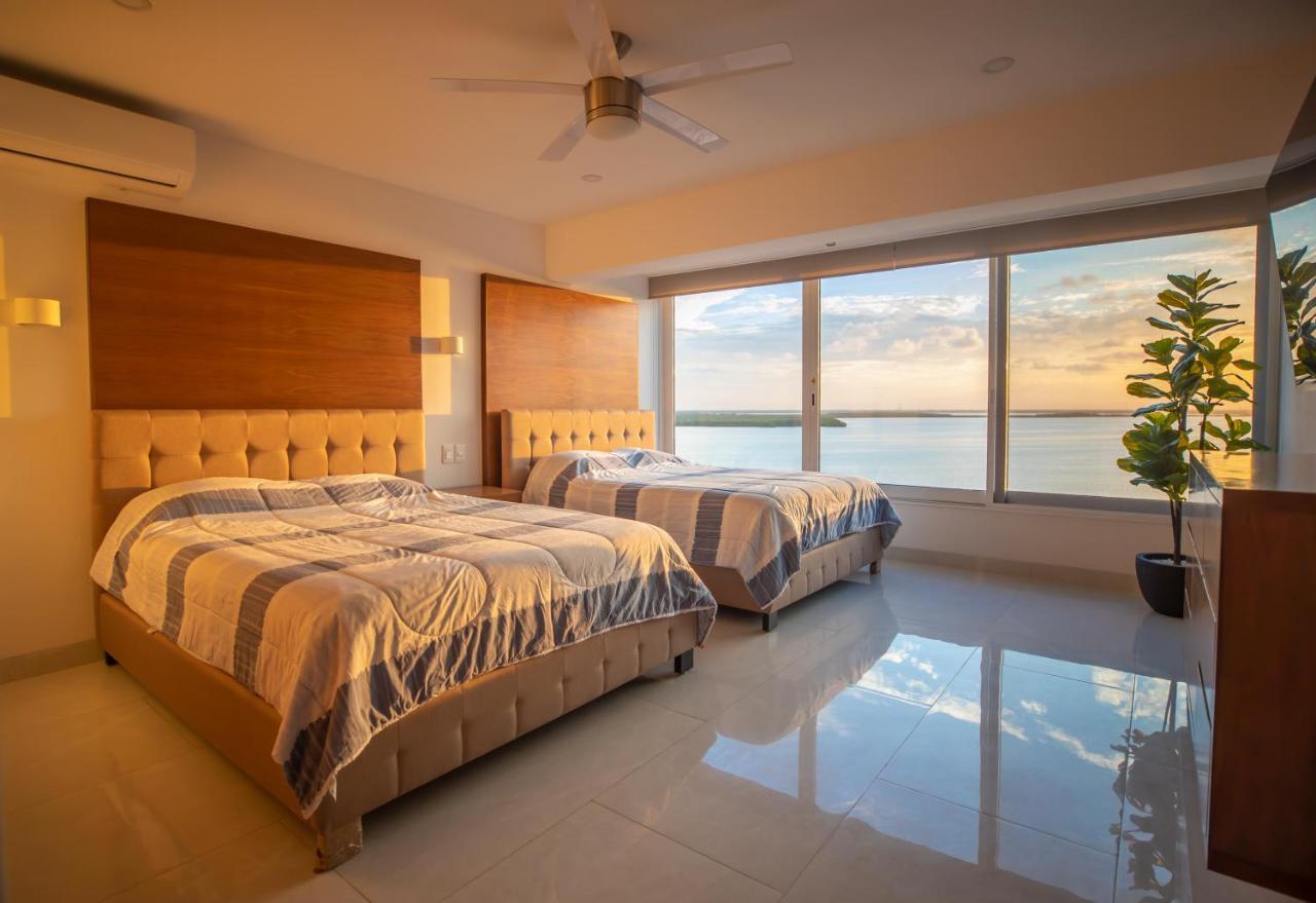 Brisas Beachfront Penthouses Cancun Bagian luar foto