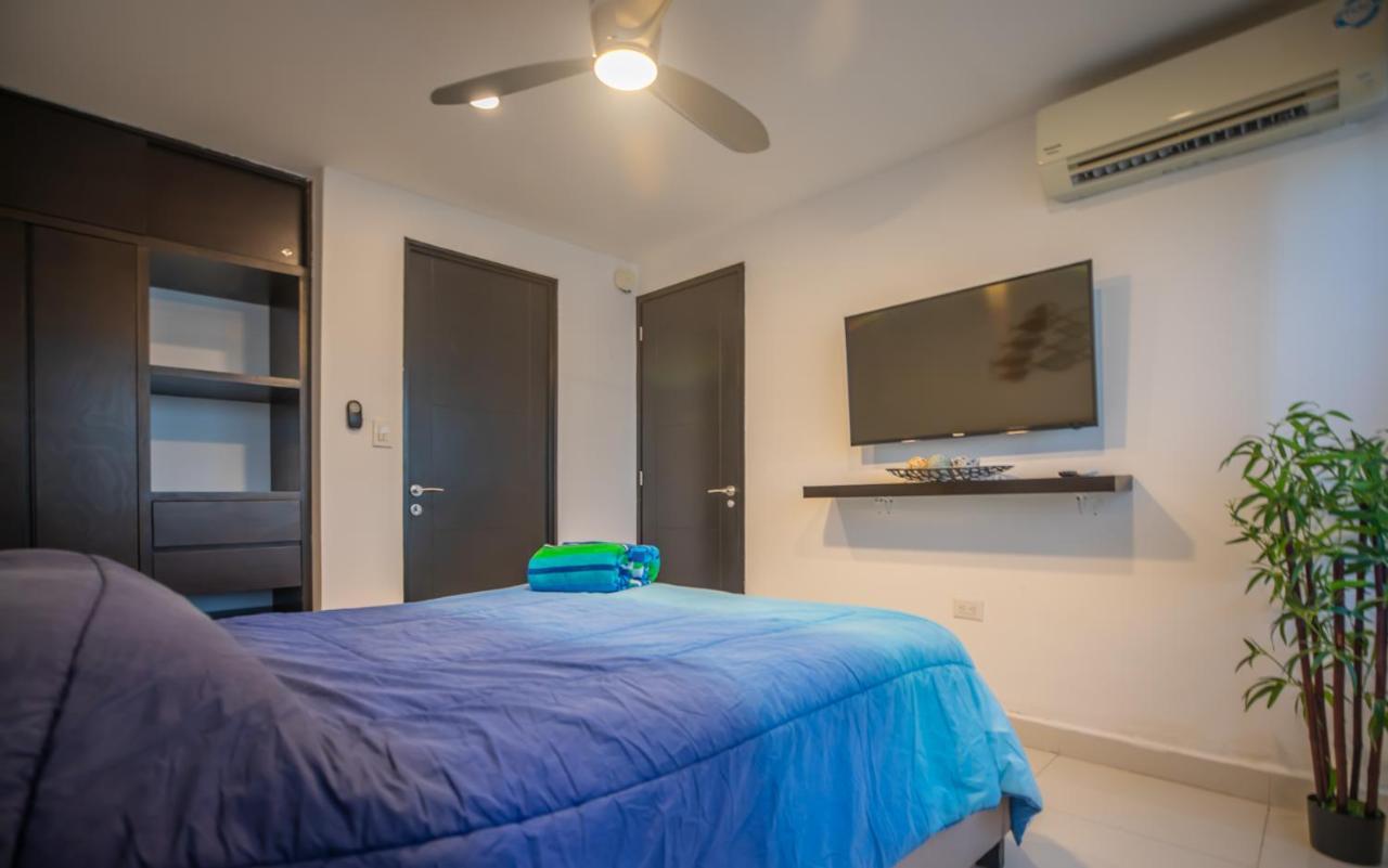 Brisas Beachfront Penthouses Cancun Bagian luar foto