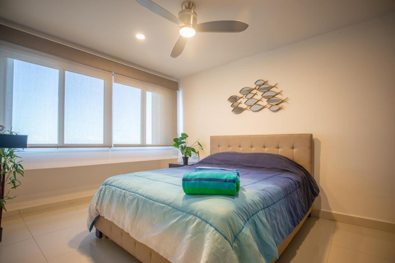 Brisas Beachfront Penthouses Cancun Bagian luar foto