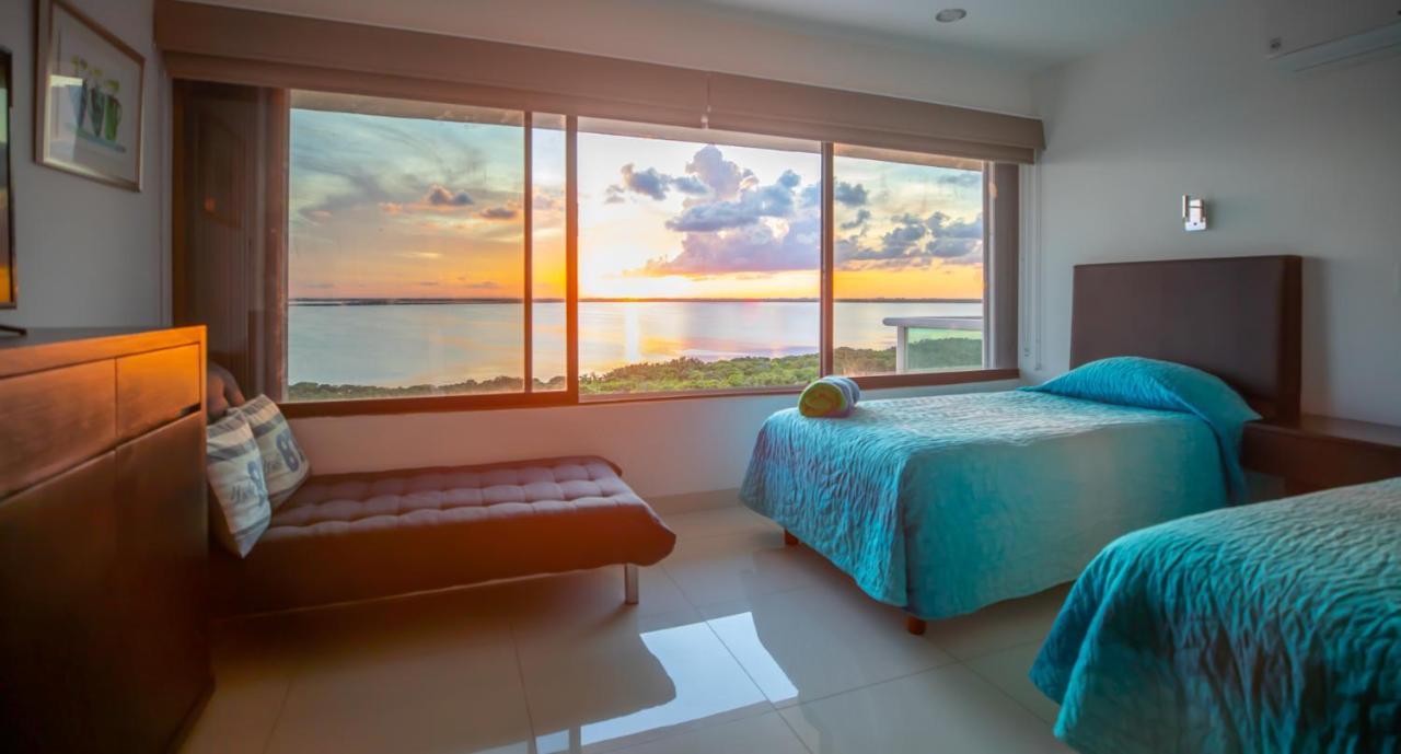 Brisas Beachfront Penthouses Cancun Bagian luar foto