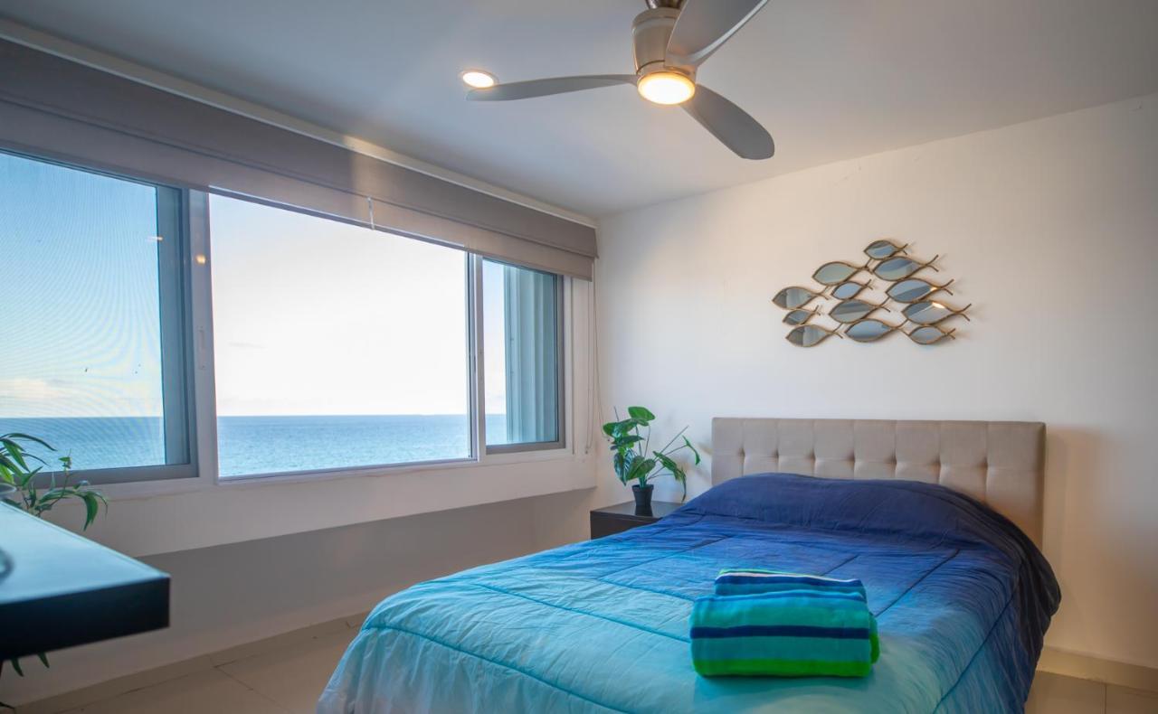 Brisas Beachfront Penthouses Cancun Bagian luar foto